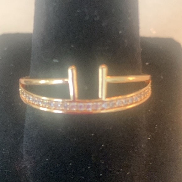 New Rose Gold Plated Ring Open Bar Unique Size 7.5 (#9) GIFT - Picture 2 of 10